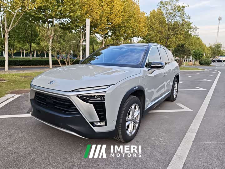 NIO ES8 415KM Six-Seater