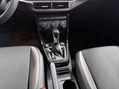 Volkswagen Touran 2023 200TSI DSG Smart Connected Edition - ფოტო 16