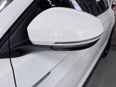 Volkswagen Touran 2023 200TSI DSG Smart Connected Edition - ფოტო 6