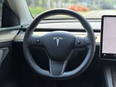 Tesla Model Y Rear-Wheel Drive - ფოტო 11