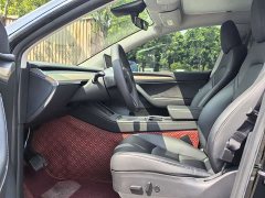 Tesla Model Y Rear-Wheel Drive - ფოტო 7