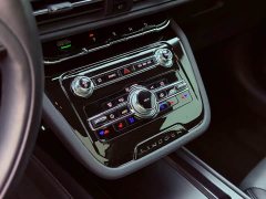 Lincoln Adventurer New Energy 2021 PHEV AWD e-Elegant - ფოტო 17