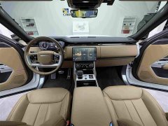 Land Rover Range Rover 3.0L V6 400PS Genesis Extended Wheelbase - ფოტო 11