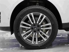 Land Rover Range Rover 3.0L V6 400PS Genesis Extended Wheelbase - ფოტო 4