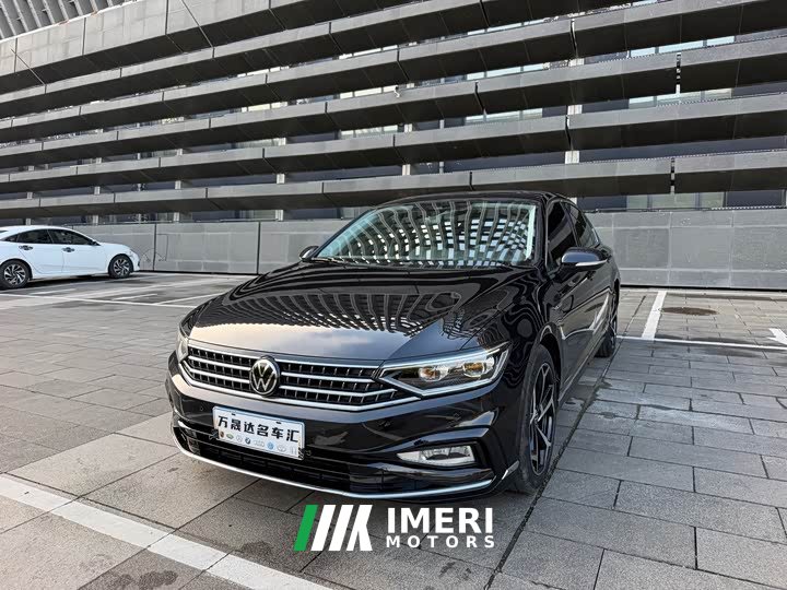 Volkswagen Magotan 2023 2 Million Units Commemorative Edition 330TSI DSG Luxury - ავტომობილი ჩინეთიდან