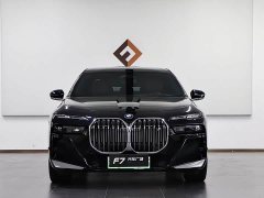 BMW i7 eDrive50L M Sport Luxury Package - ფოტო 2