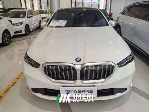 2024 BMW 5 Series 530Li Premier Luxury Package