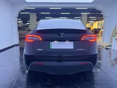 Tesla Model Y Rear-Wheel Drive - ფოტო 10