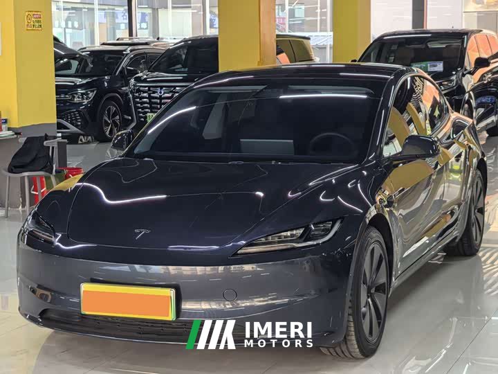Tesla Model 3 Long Range All-Wheel Drive