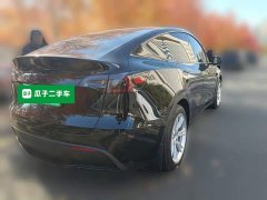 Tesla Model Y 2022 Facelift Rear-Wheel Drive - ფოტო 4