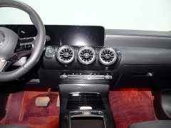 Mercedes-Benz A-Class Facelift A 200 L Fashion Edition - ფოტო 14