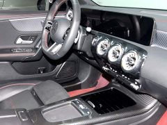 Mercedes-Benz A-Class Facelift A 200 L Fashion Edition - ფოტო 17
