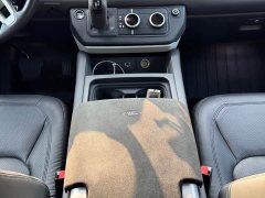 Land Rover Defender Facelift 110 3.0T P400 Dark Edition - ფოტო 15
