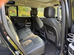 Land Rover Defender Facelift 110 3.0T P400 Dark Edition - ფოტო 16