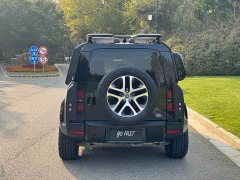 Land Rover Defender Facelift 110 3.0T P400 Dark Edition - ფოტო 4