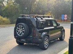 Land Rover Defender Facelift 110 3.0T P400 Dark Edition - ფოტო 6
