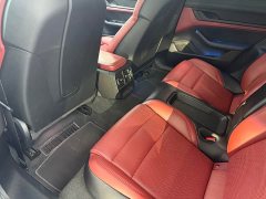 Porsche Taycan - ფოტო 12
