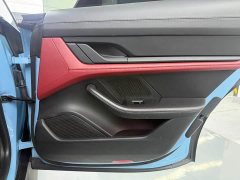 Porsche Taycan - ფოტო 17