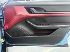 Porsche Taycan - ფოტო 20