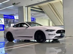 Ford Mustang 2.3T EcoBoost - ფოტო 1