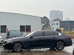 BMW 5 Series Facelift 530Li Premier M Sport Package - ფოტო 2