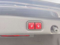 Mercedes-Benz E-Class E 300 L Luxury - ფოტო 16