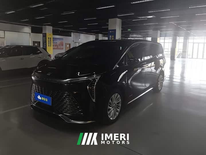 Buick Century 2025 2.0T Seven-Seat Yun Shi Edition - ავტომობილი ჩინეთიდან