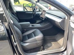 Tesla Model Y Rear-Wheel Drive - ფოტო 12