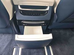 Zeekr 009 Six-Seat Executive AWD 108kWh - ფოტო 9