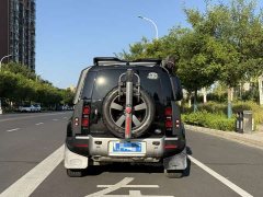 Land Rover Defender 2022 110 P400 Dark Edition - ფოტო 17