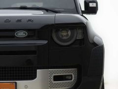 Land Rover Defender 2022 110 P400 Dark Edition - ფოტო 5