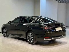 Lexus ES 200 Premium Edition - ფოტო 12