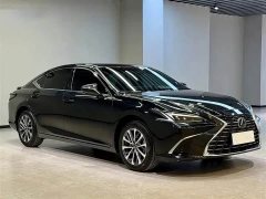 Lexus ES 200 Premium Edition - ფოტო 3