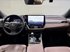 Lexus ES 200 Premium Edition - ფოტო 5