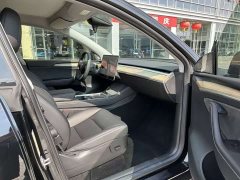 Tesla Model Y Facelift Rear-Wheel Drive - photo 4