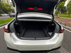 BMW 5 Series 530Li Premier M Sport Package - ფოტო 16