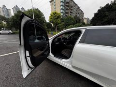 BMW 5 Series 530Li Premier M Sport Package - ფოტო 9