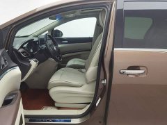 Buick GL8 Land Executive Cabin 652T Luxury - ფოტო 10
