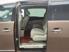 Buick GL8 Land Executive Cabin 652T Luxury - ფოტო 15