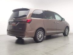 Buick GL8 Land Executive Cabin 652T Luxury - ფოტო 2
