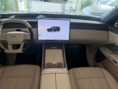Nio Lerado L90 Max Six-Seater - ფოტო 7