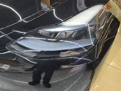 Tesla Model Y Long Range All-Wheel Drive - ფოტო 5
