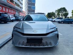Toyota Camry Hybrid 2.0L HGVP Luxury - ფოტო 2