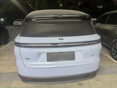 Li Auto i8 Standard Edition - ფოტო 9