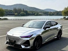 Changan UNI-V 1.5T Premium Edition - ფოტო 1