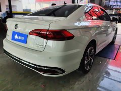 Volkswagen Bora 300TSI DSG Respect Edition - ფოტო 3