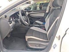 Volkswagen Bora 300TSI DSG Respect Edition - ფოტო 9