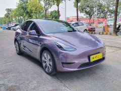 Tesla Model Y Rear-Wheel Drive - ფოტო 3