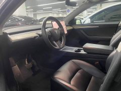 Tesla Model Y Rear-Wheel Drive - ფოტო 5