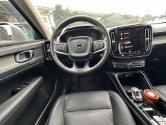 Volvo XC40 T4 AWD Smart Remote Luxury Edition - ფოტო 16